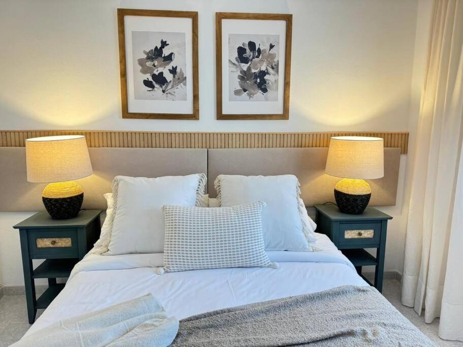 Nuevo Torrox Deluxe Beach & Piscina Eksteriør billede