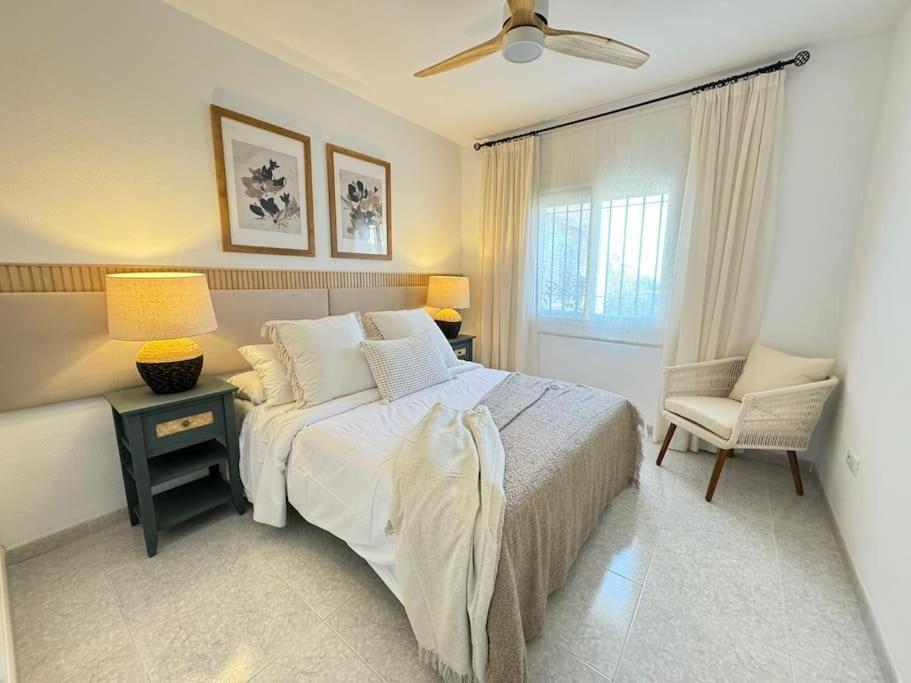 Nuevo Torrox Deluxe Beach & Piscina Eksteriør billede