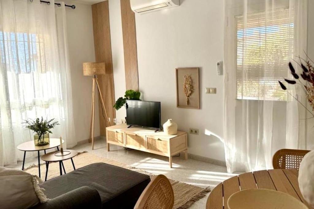 Nuevo Torrox Deluxe Beach & Piscina Eksteriør billede