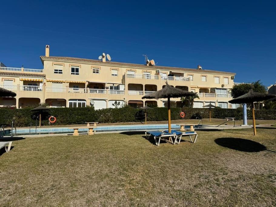 Nuevo Torrox Deluxe Beach & Piscina Eksteriør billede