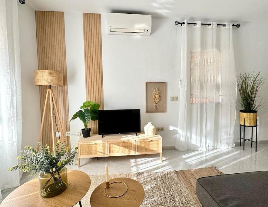 Nuevo Torrox Deluxe Beach & Piscina Eksteriør billede