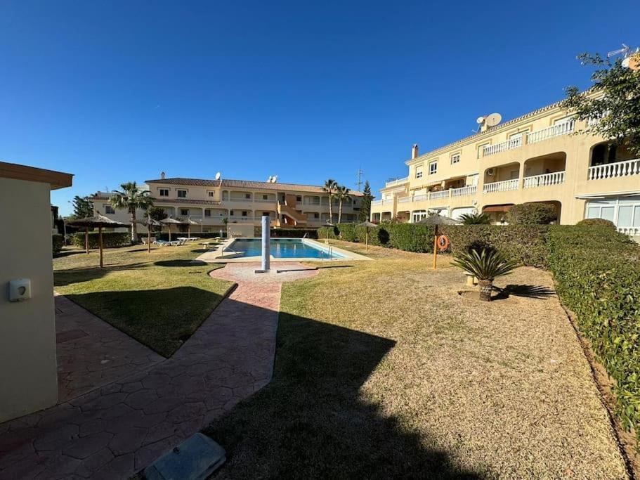 Nuevo Torrox Deluxe Beach & Piscina Eksteriør billede